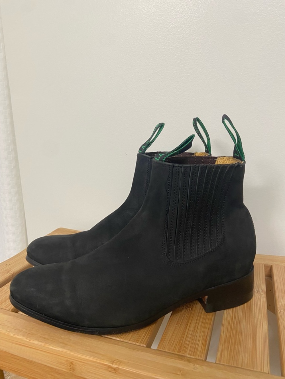 Women’s 10 Black Nubuck Chelsea Boots - Slip-On Ankle Boots
